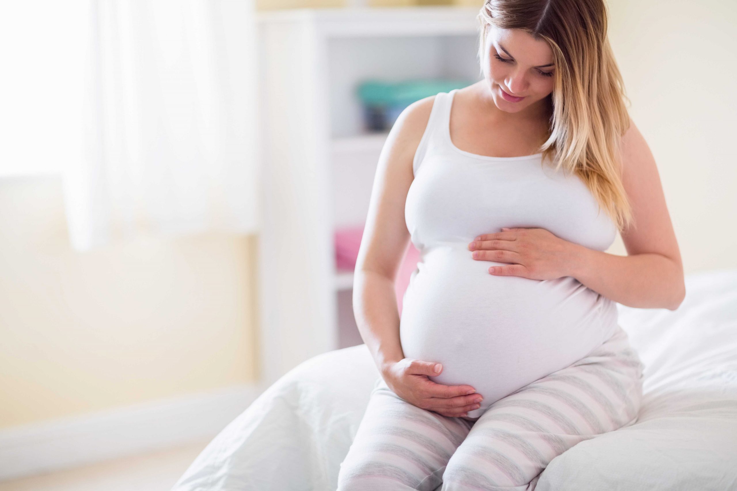 أعراض الولادة المبكرة في الشهر الثامن